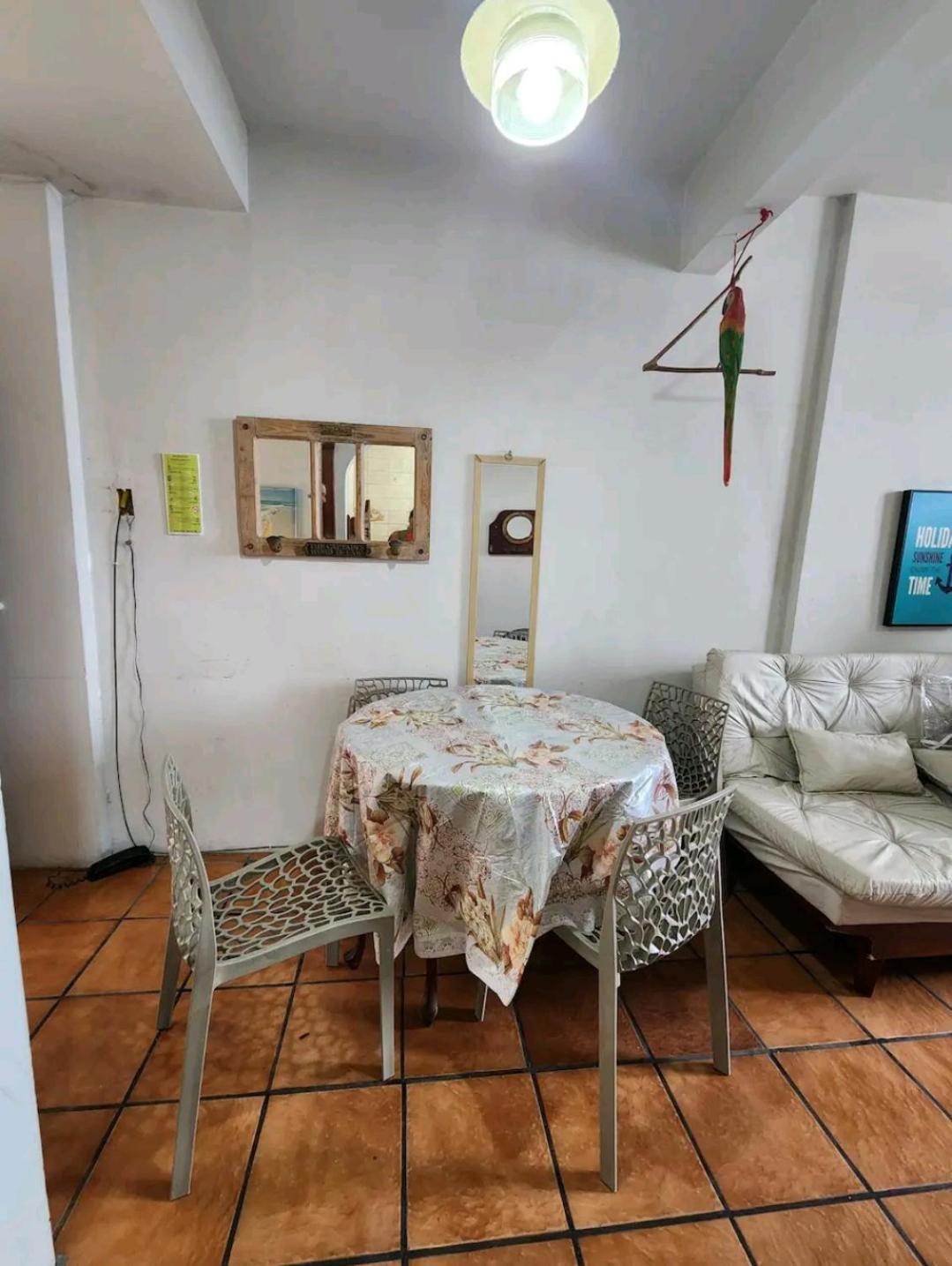 Em Kitnet Apartment